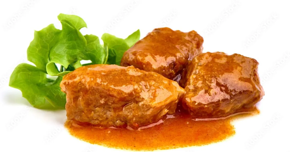 Tender Cube Steak in Crock Pot with savory gravy